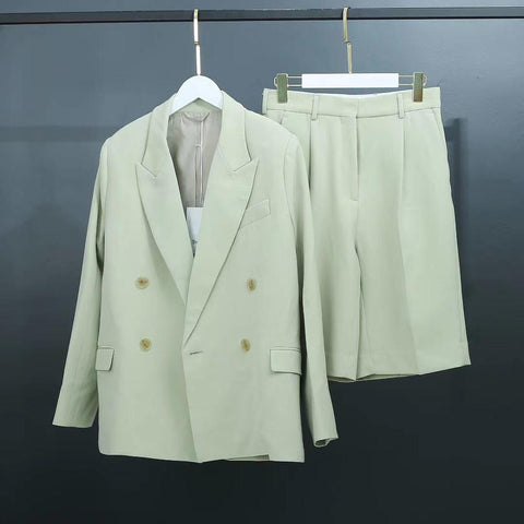Light green casual suit 2020 spring summer new long sleeve suit coat+ Straight Five-point trousers